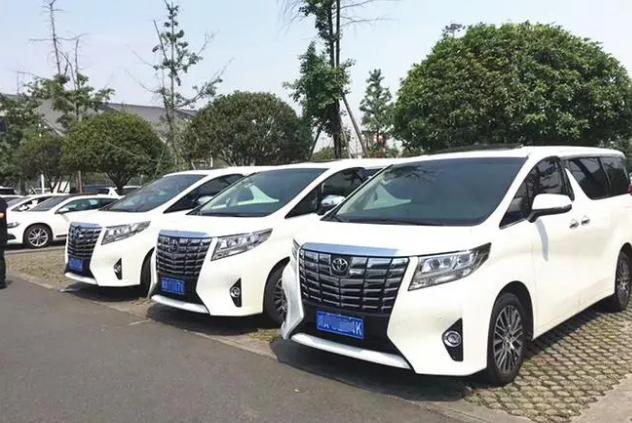 成都室内租车，便捷出行的新选择
