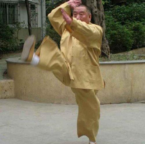 女孩子业余学习武术，益处、选择与培养兴趣