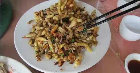 老蜂泡酒最佳配方，古老与现代的完美结合