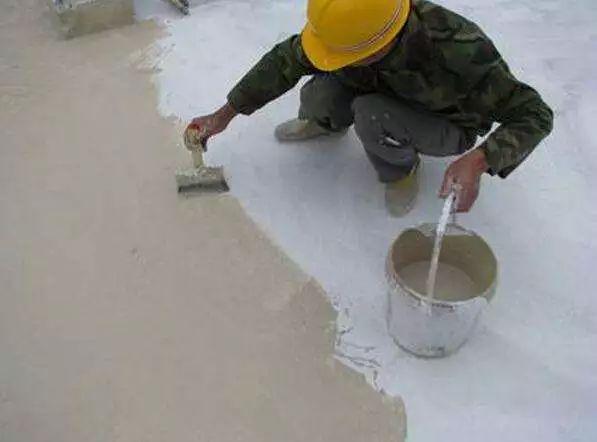 铺卷材时是否可以不使用聚氨酯？探讨与解析