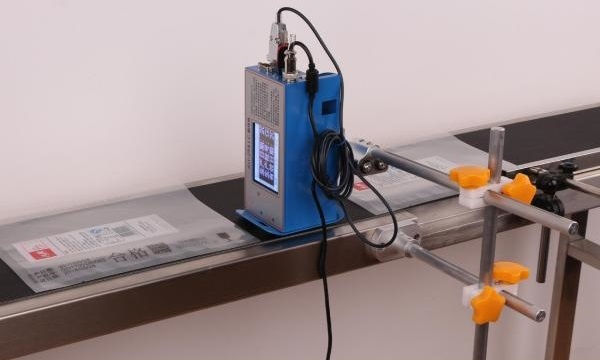 简单的喷码机，定义、应用与优势