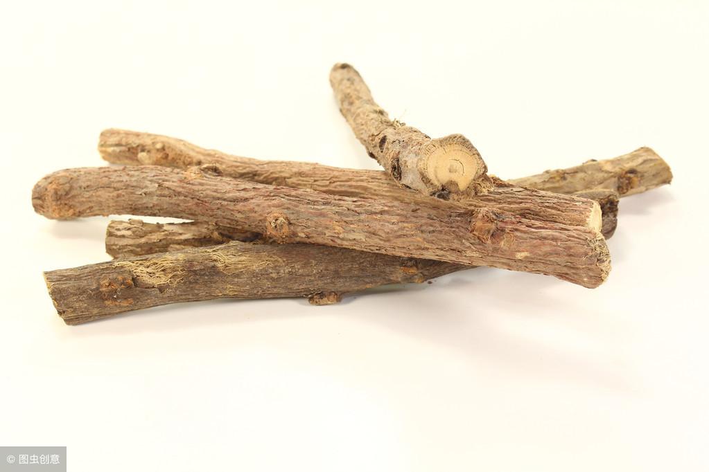 黄莲叶子能否食用，探究与解析