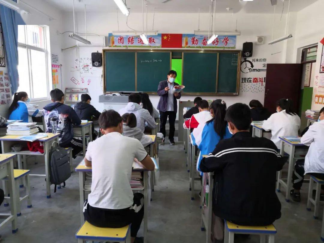 爆破教学，重塑课堂，激发学生潜能