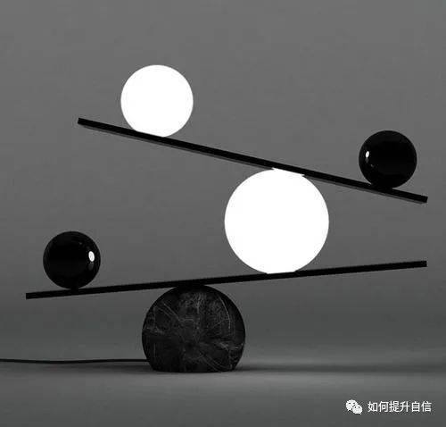 自律与自由的关系，一种微妙的平衡艺术