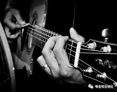 吉他低音弹奏指南，掌握吉他低音下的1至7弹奏技巧