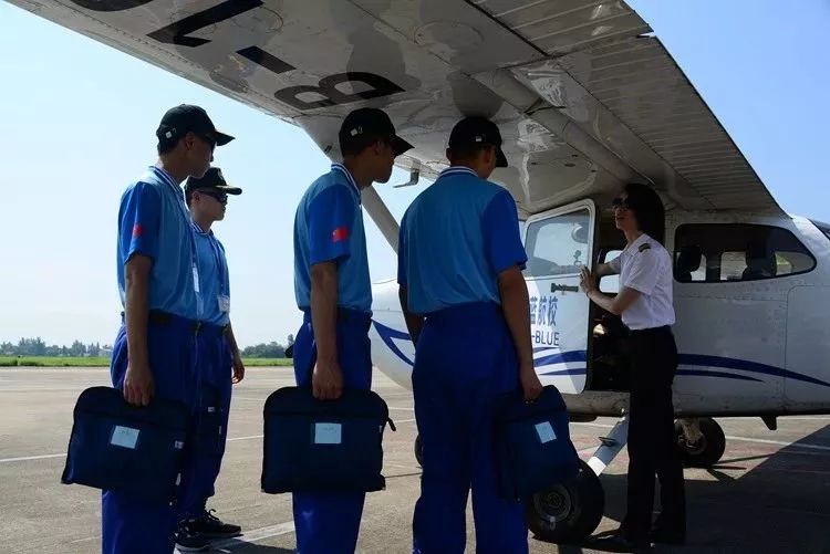航校教员小时费，探究航空教育中的激励机制与挑战