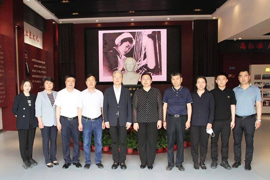 探索Bates军靴官网，品质、历史与创新的完美结合