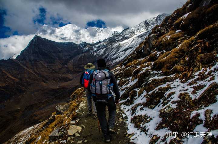 登山包的面料选择，哪种面料更适合登山？