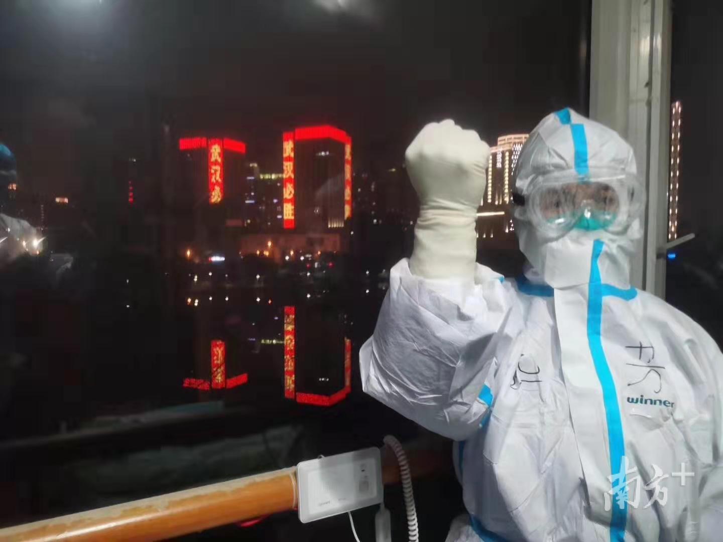 戴眼罩与眼睛模糊的困扰