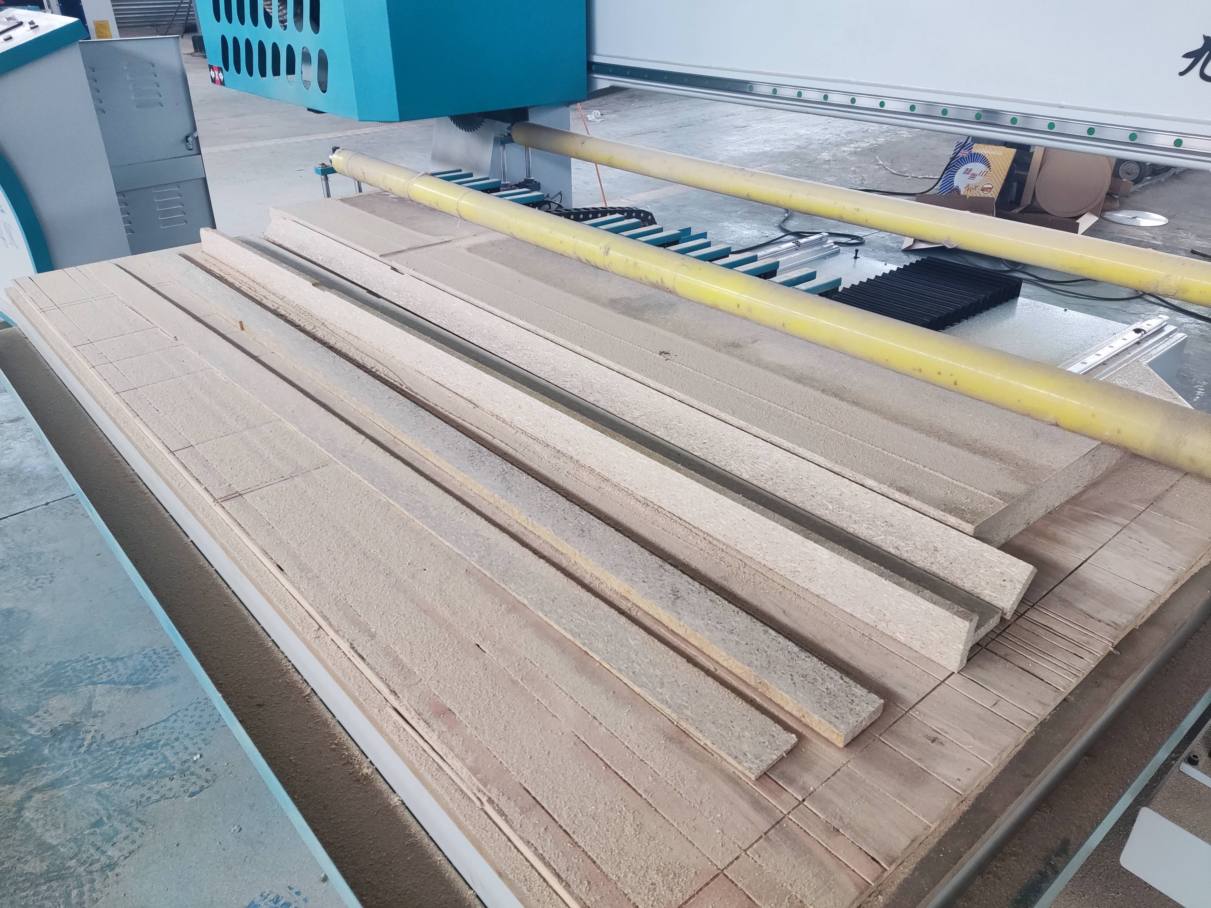 保温装饰一体化板切割刀，工艺革新与效率提升的关键工具