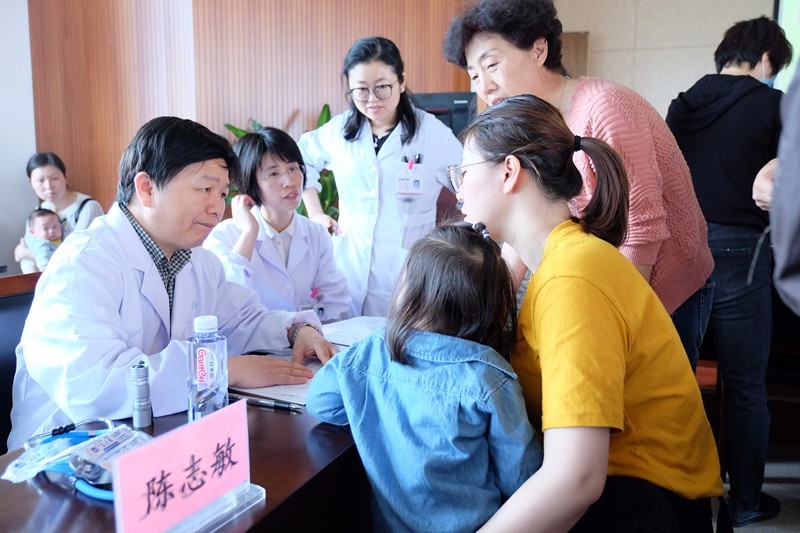 省儿保呼吸科专家预约，为孩子健康保驾护航
