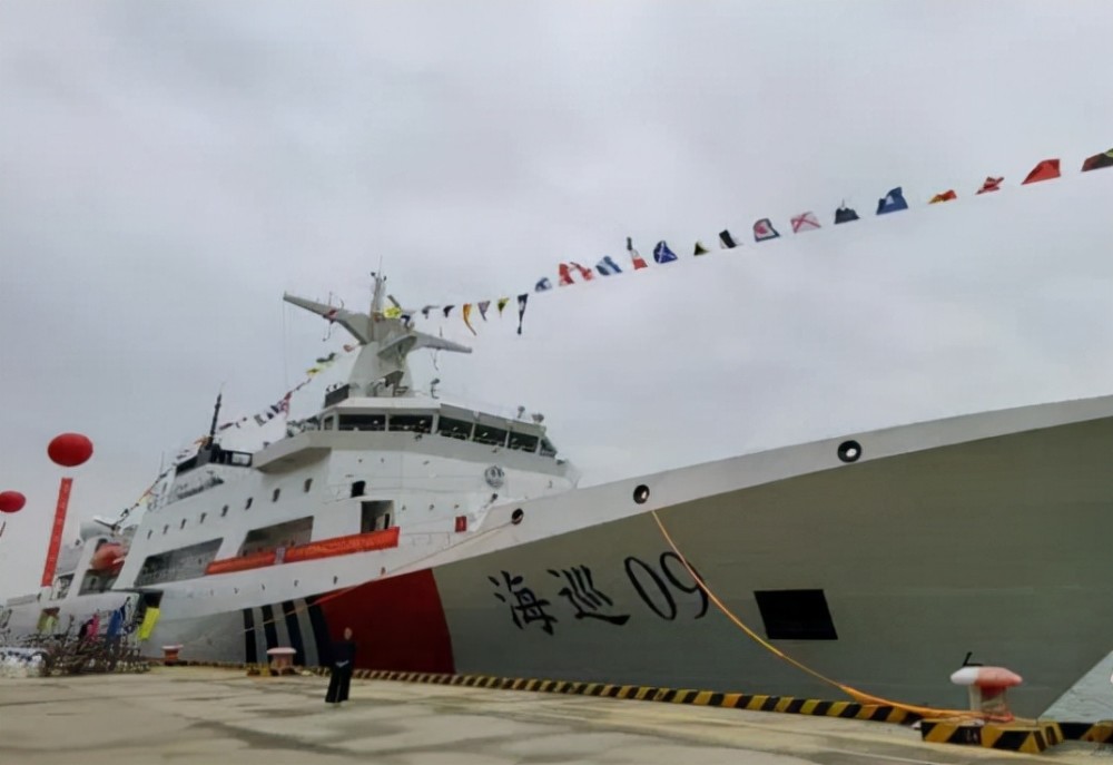 长江航行船吨位，探索中国最大河流的航运力量