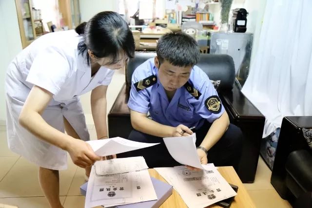 儿童专家咨询，为孩子成长保驾护航