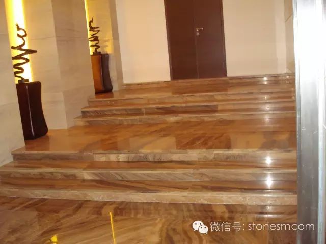 探索白色木纹玉大理石，图片的魅力与特点