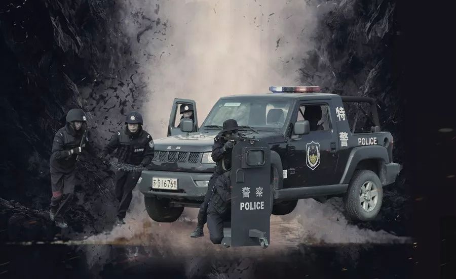 伞兵越野车，战场上的速度与力量的完美结合