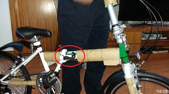 如何拆解折叠自行车