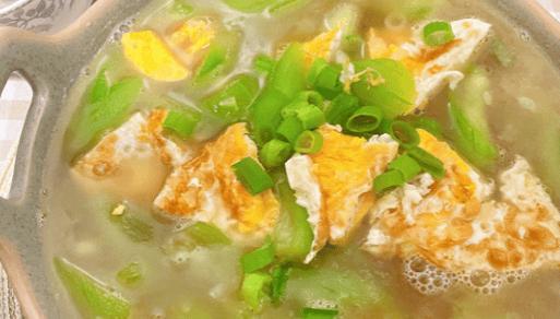 鸡蛋花煲汤，一道美味与健康并存的佳肴