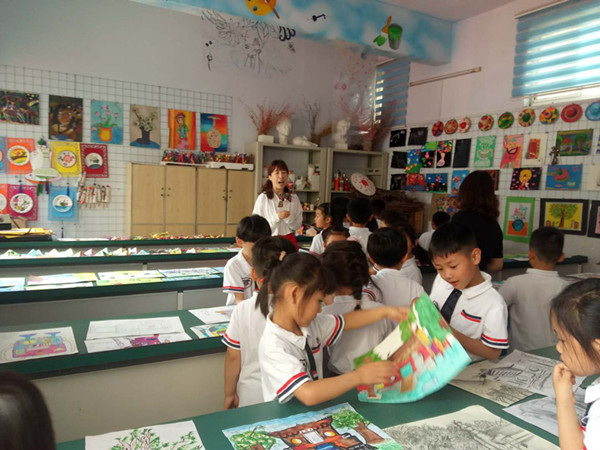 幼儿园美术室参观之旅，一场艺术与启蒙的交融之旅