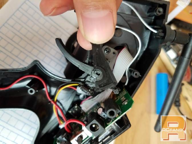 乐迪遥控器油门推上无效问题解析与解决方案