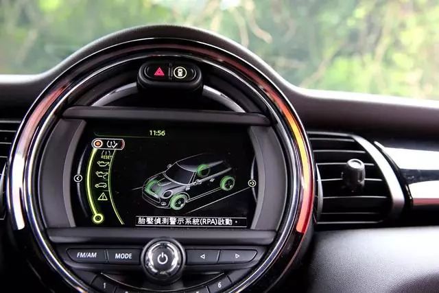 手刹车图标，汽车安全的关键一环