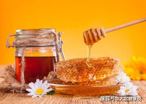 蜂蜜蛋花水，自然美容佳品