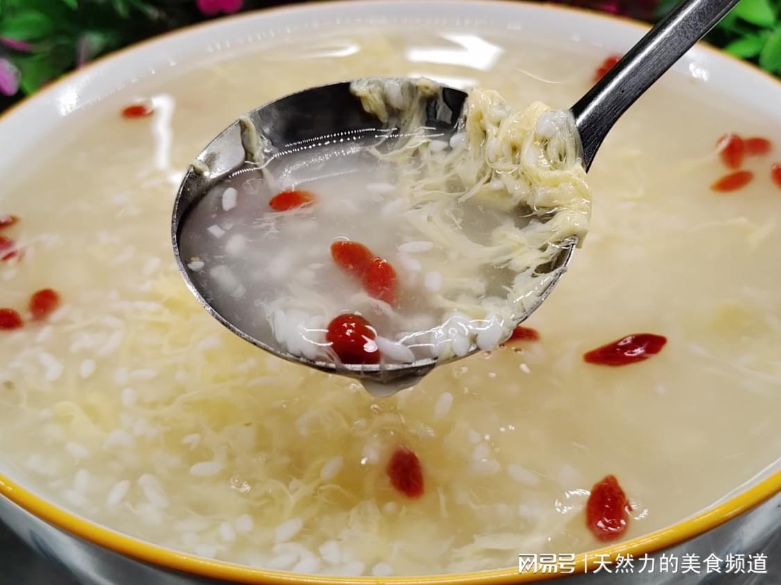 米酒蛋花汤，美味与健康之间的微妙平衡