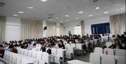 我的老师与美术教案，探索艺术世界的引导者