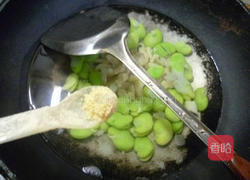 蚕豆蛋花汤，一道传统美食的魅力与故事